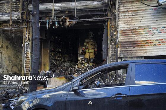 گزارش تصویری | مهار آتش سوزی یک مغازه لوازم یدکی در خیابان امام رضا (ع)