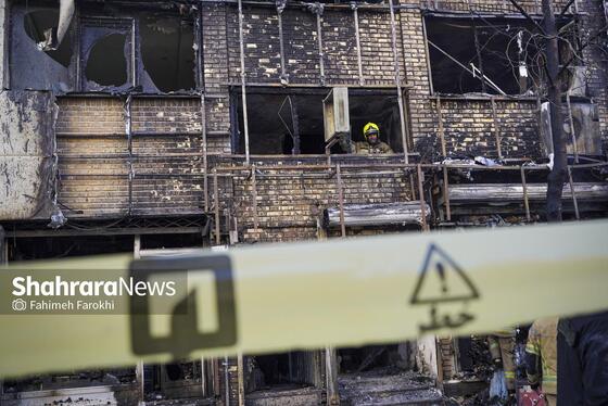 گزارش تصویری | مهار آتش سوزی یک مغازه لوازم یدکی در خیابان امام رضا (ع)