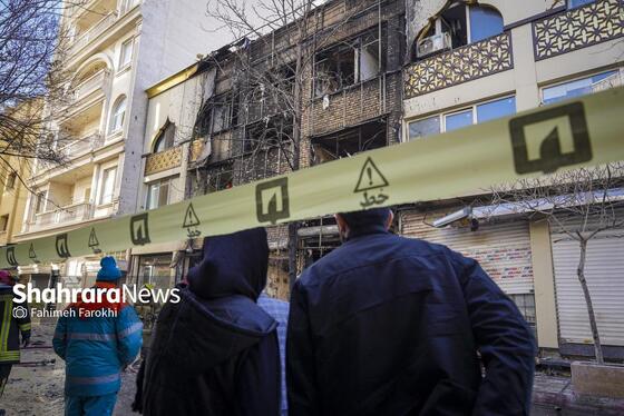 گزارش تصویری | مهار آتش سوزی یک مغازه لوازم یدکی در خیابان امام رضا (ع)