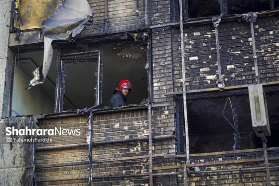 گزارش تصویری | مهار آتش سوزی یک مغازه لوازم یدکی در خیابان امام رضا (ع)