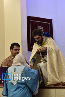 گزارش تصویری | مراسم آغاز سال نو میلادی در کلیسای سرگیس تهران