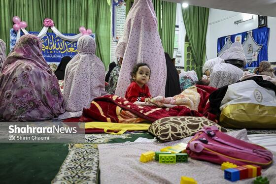 گزارش تصویری | اعتکاف مادر و فرزندی در مشهد