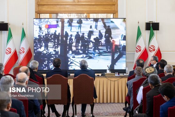 گزارش تصویری | نشست وزیر امور خارجه با سفرا و رؤسای نمایندگی‌های خارجی مقیم تهران