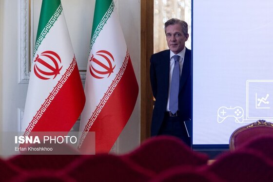 گزارش تصویری | نشست وزیر امور خارجه با سفرا و رؤسای نمایندگی‌های خارجی مقیم تهران