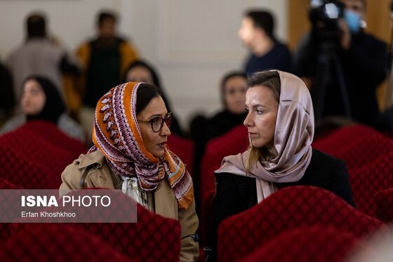 گزارش تصویری | نشست وزیر امور خارجه با سفرا و رؤسای نمایندگی‌های خارجی مقیم تهران