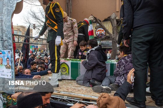 گزارش تصویری | تشییع پیکر شهدای حوادث اخیر در شهرهای مختلف ایران