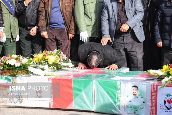 گزارش تصویری | تشییع پیکر شهدای حوادث اخیر در شهرهای مختلف ایران