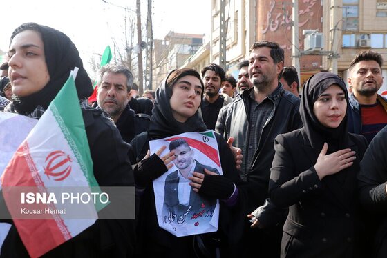 گزارش تصویری | تشییع پیکر شهدای حوادث اخیر در شهرهای مختلف ایران