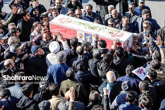 گزارش تصویری | ساعاتی پیش از مراسم تشییع پیکر شهدای مدافع امنیت در مشهد (۲۲ دی ۱۴۰۴)