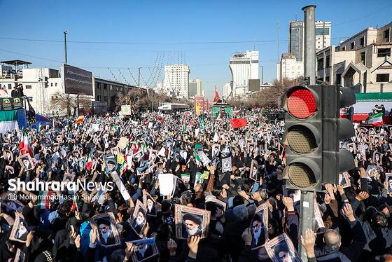 گزارش تصویری | مراسم تشییع پیکر شهدای مدافع امنیت در مشهد (۲۲ دی ۱۴۰۴) - ۲