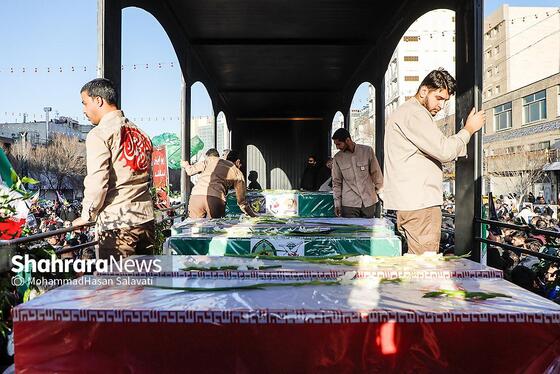 گزارش تصویری | مراسم تشییع پیکر شهدای مدافع امنیت در مشهد (۲۲ دی ۱۴۰۴) - ۲
