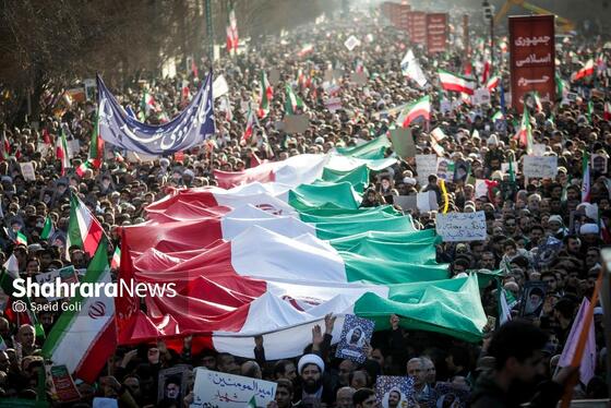 گزارش تصویری | مراسم تشییع پیکر شهدای مدافع امنیت در مشهد (۲۲ دی ۱۴۰۴) - ۳