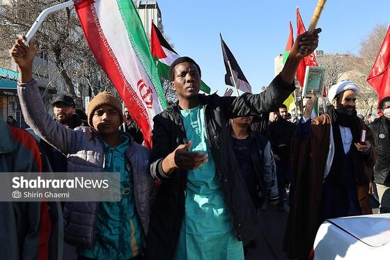 گزارش تصویری | مراسم تشییع پیکر شهدای مدافع امنیت در مشهد (۲۲ دی ۱۴۰۴) - ۴