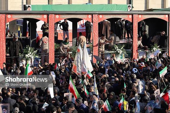 گزارش تصویری | مراسم تشییع پیکر شهدای مدافع امنیت در مشهد (۲۲ دی ۱۴۰۴) - ۴