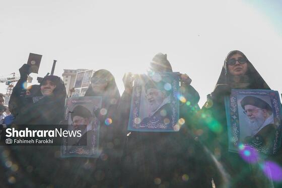 گزارش تصویری | مراسم تشییع پیکر شهدای مدافع امنیت در مشهد (۲۲ دی ۱۴۰۴) - ۵