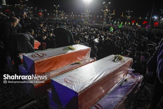 گزارش تصویری | وداع با پیکر مطهر شهدای مدافع امنیت در حرم مطهر امام‌رضا(ع)