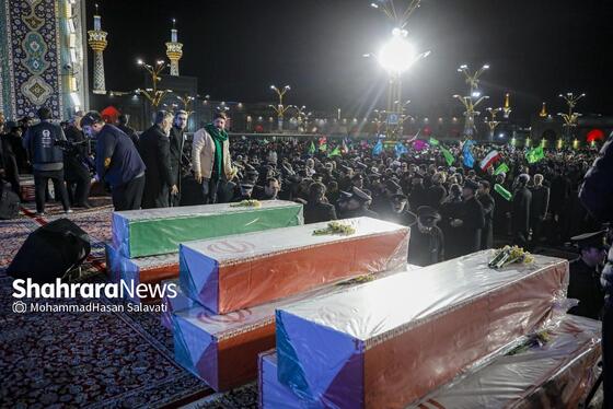 گزارش تصویری | وداع با پیکر مطهر شهدای مدافع امنیت در حرم مطهر امام‌رضا(ع)