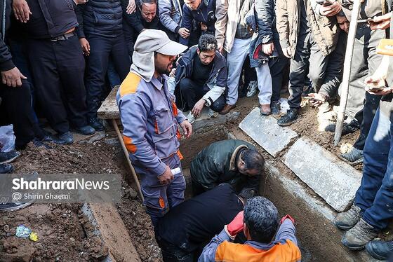 گزارش تصویری | مراسم تدفین پیکرهای شهدای مدافع امنیت در آرامستان بهشت‌رضا(ع) مشهد