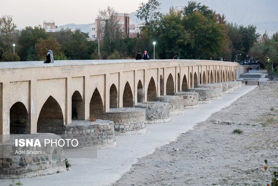 گزارش تصویری | زاینده‌رود خشکید؛ تاریخ اصفهان تخریب شد!