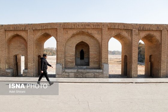 گزارش تصویری | زاینده‌رود خشکید؛ تاریخ اصفهان تخریب شد!