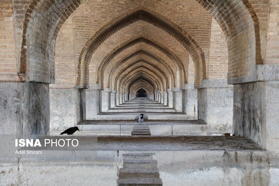 گزارش تصویری | زاینده‌رود خشکید؛ تاریخ اصفهان تخریب شد!