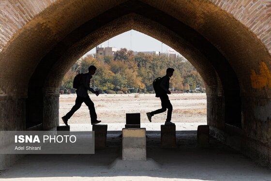 گزارش تصویری | زاینده‌رود خشکید؛ تاریخ اصفهان تخریب شد!