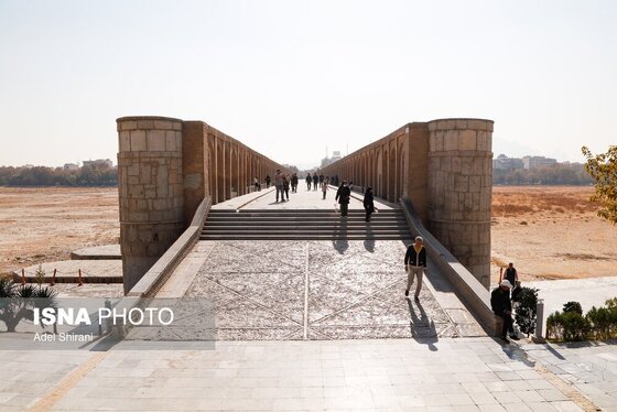 گزارش تصویری | زاینده‌رود خشکید؛ تاریخ اصفهان تخریب شد!