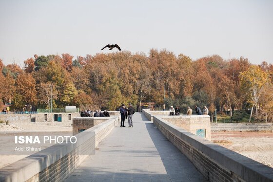 گزارش تصویری | زاینده‌رود خشکید؛ تاریخ اصفهان تخریب شد!