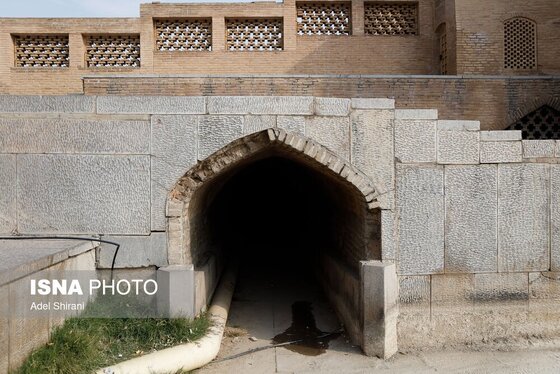 گزارش تصویری | زاینده‌رود خشکید؛ تاریخ اصفهان تخریب شد!