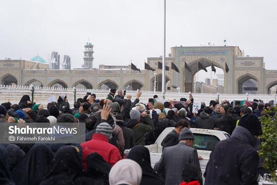 گزارش تصویری | تشییع پیکر شهدای مدافع امنیت در هوای برفی مشهد