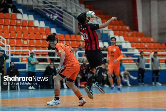 گزارش تصویری | لیگ دسته اول فوتسال | مسابقه بازرگانی دائم‌پناه مشهد و عمران‌بتن اکباتان همدان