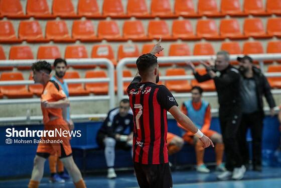 گزارش تصویری | لیگ دسته اول فوتسال | مسابقه بازرگانی دائم‌پناه مشهد و عمران‌بتن اکباتان همدان