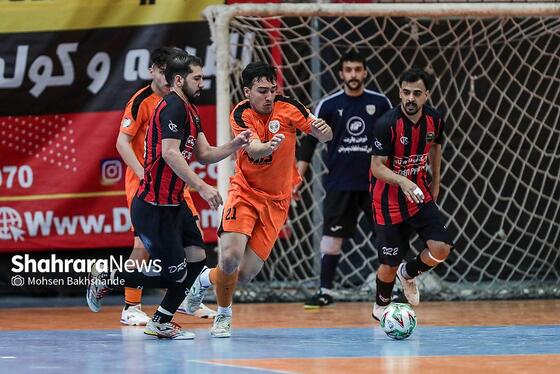 گزارش تصویری | لیگ دسته اول فوتسال | مسابقه بازرگانی دائم‌پناه مشهد و عمران‌بتن اکباتان همدان