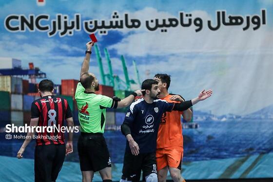 گزارش تصویری | لیگ دسته اول فوتسال | مسابقه بازرگانی دائم‌پناه مشهد و عمران‌بتن اکباتان همدان