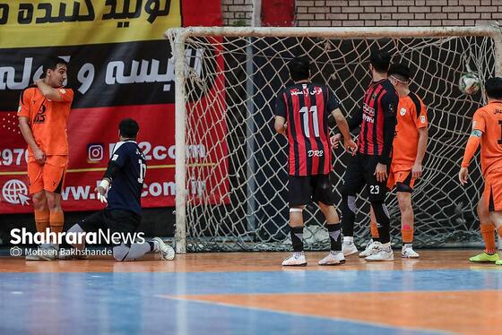 گزارش تصویری | لیگ دسته اول فوتسال | مسابقه بازرگانی دائم‌پناه مشهد و عمران‌بتن اکباتان همدان