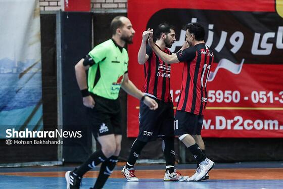 گزارش تصویری | لیگ دسته اول فوتسال | مسابقه بازرگانی دائم‌پناه مشهد و عمران‌بتن اکباتان همدان