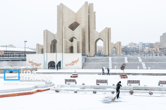 گزارش تصویری | برف در تبریز