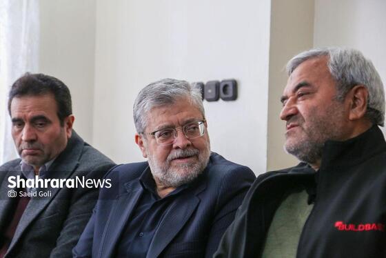 گزارش تصویری | دیدار شهردار مشهد مقدس با خانواده شهید «عیسی علیپور»