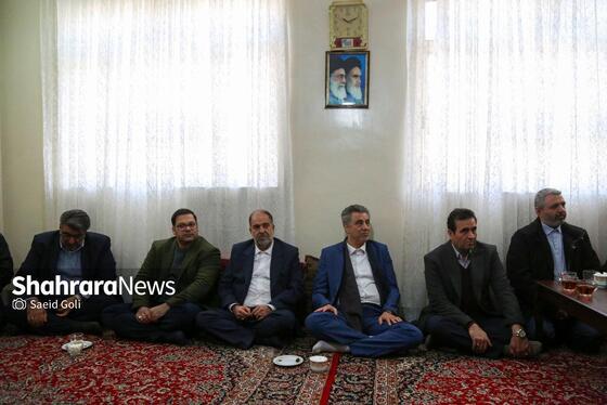 گزارش تصویری | دیدار شهردار مشهد مقدس با خانواده شهید «عیسی علیپور»
