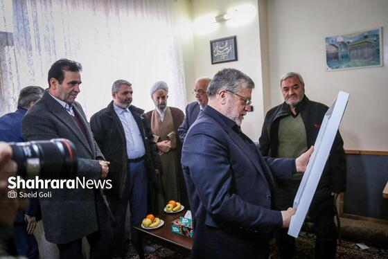 گزارش تصویری | دیدار شهردار مشهد مقدس با خانواده شهید «عیسی علیپور»