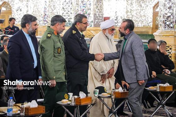 گزارش تصویری | گردهمایی جمعی از مجروحان و آسیب‌دیدگان حوادث اخیر، در حرم امام‌رضا(ع)