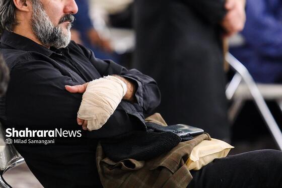 گزارش تصویری | گردهمایی جمعی از مجروحان و آسیب‌دیدگان حوادث اخیر، در حرم امام‌رضا(ع)