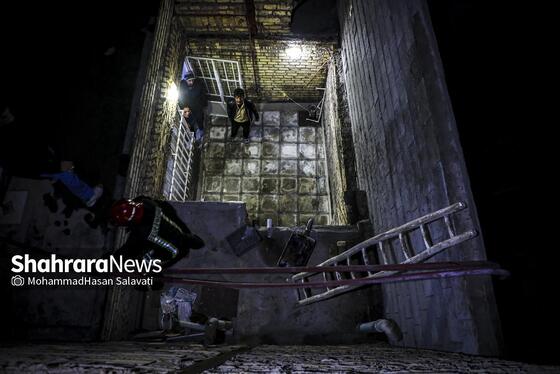 گزارش تصویری | آتش سوزی گسترده در کارگاه تولیدی مبل در بلوار توس مشهد