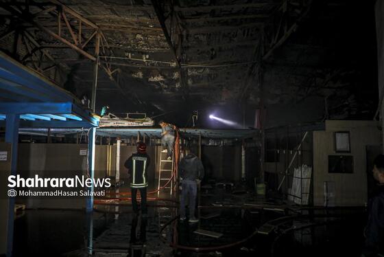 گزارش تصویری | آتش سوزی گسترده در کارگاه تولیدی مبل در بلوار توس مشهد