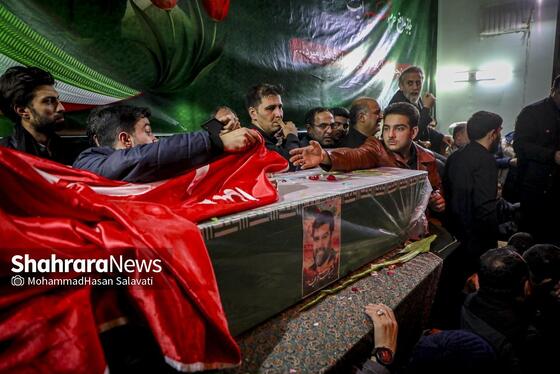 گزارش تصویری | مراسم وداع با پیکر شهید مدافع امنیت «مهدی ظریف» در مشهد