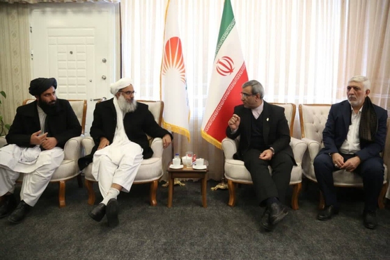 والی هرات با استقبال استاندار خراسان رضوی وارد دوغارون شد