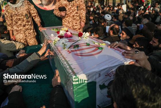 گزارش تصویری | مراسم تشییع پیکر مطهر شهید «مهدی ظریف»، مدافع امنیت در مشهد ۱