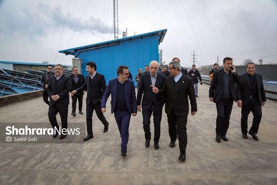 گزارش تصویری | مراسم بهره‌برداری از ۲.۶ مگاوات نیروگاه خورشیدی در مشهد