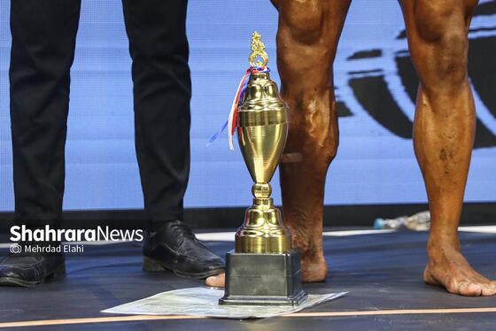 گزارش تصویری | بدنسازان استان خراسان رضوی روی صحنه مسابقه (۱۰ بهمن ۱۴۰۴)