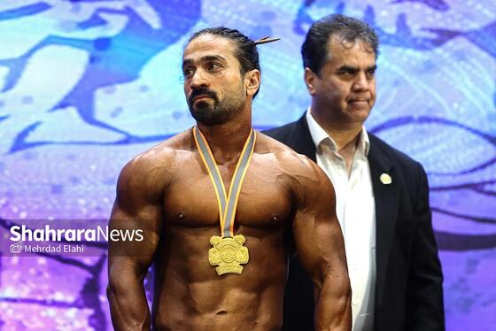 گزارش تصویری | بدنسازان استان خراسان رضوی روی صحنه مسابقه (۱۰ بهمن ۱۴۰۴)